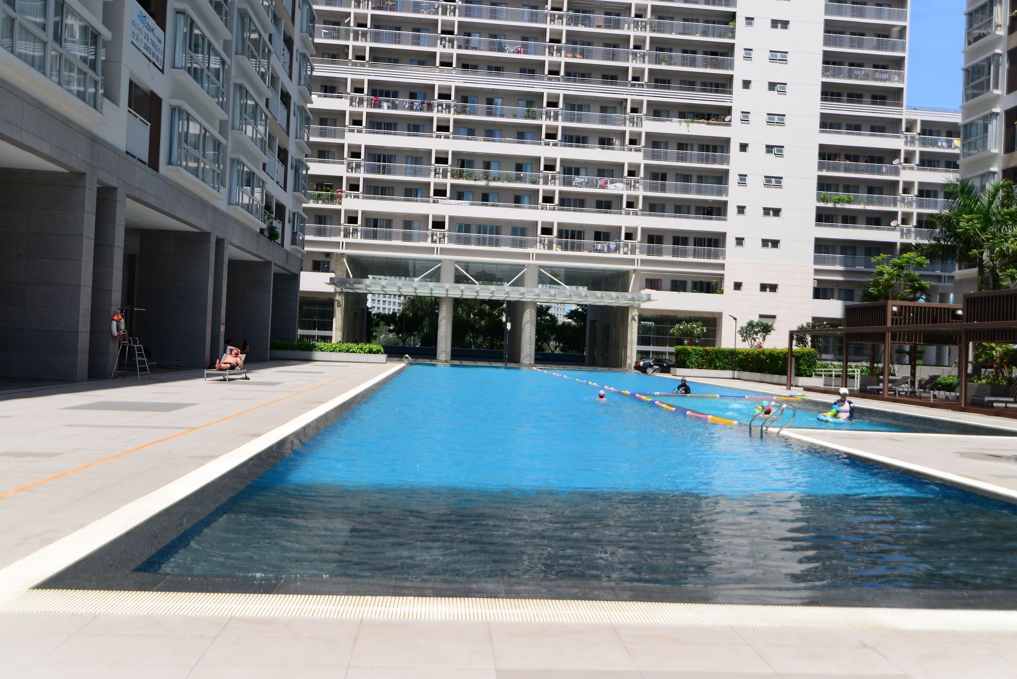 Scenic Valley Apartment 4 Bedroom - Sabina Hcm Ho Şi Min Dış mekan fotoğraf